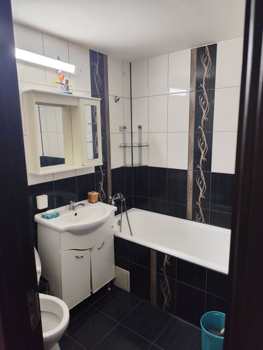 Închiriere apartament 2 camere militari -valea lunga