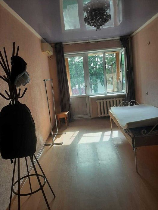 Сдается комна в бывшей общежитий со всеми удобствами.