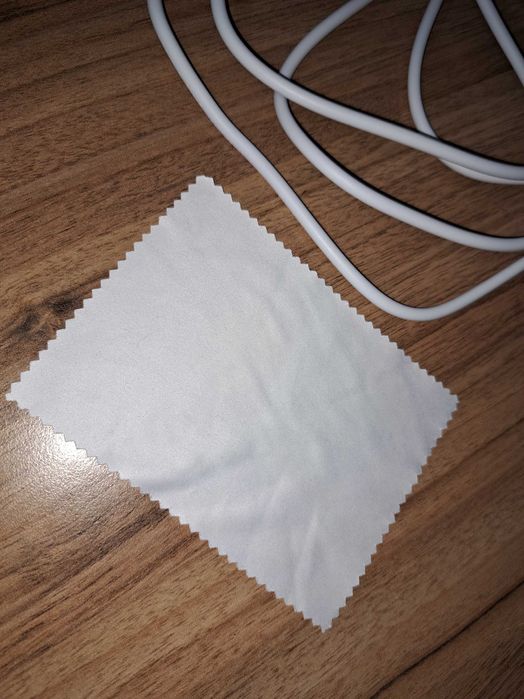 Vand aparat IPL Philips Lumea. Epilare cu rezultate vizibile rapid