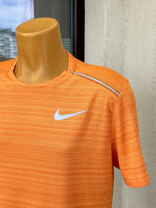 Мъжка спортна тениска Nike Dri-Fit - размер M, много добро състояние