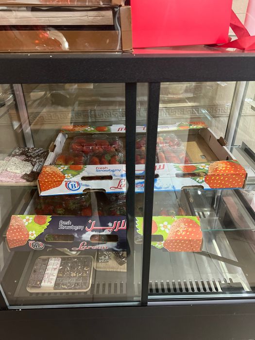 Витринный холодильник