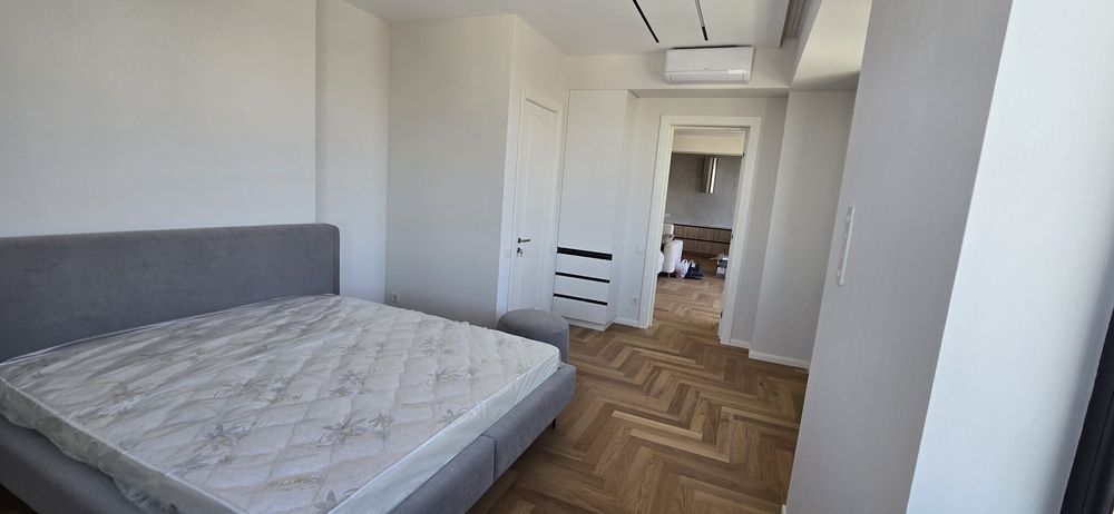 Паркет ,ламинат ,кварцвинил