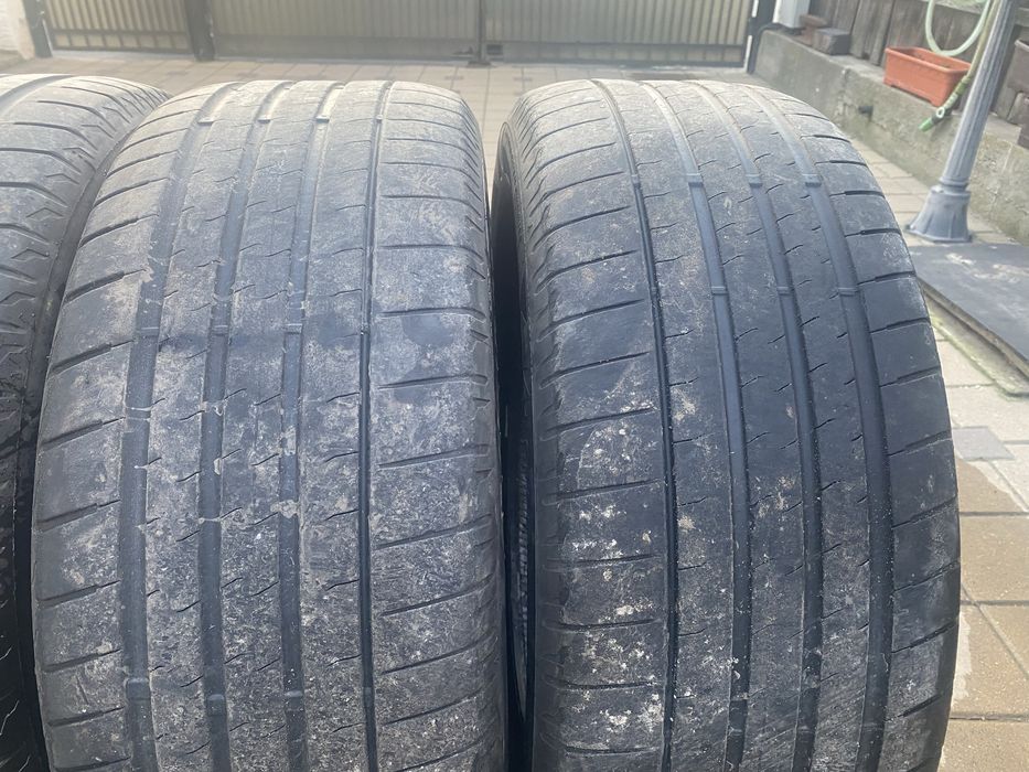 Anvelope vara Brigestone Mercedes Glc