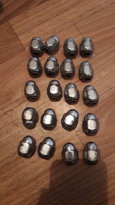 На авто комплект.