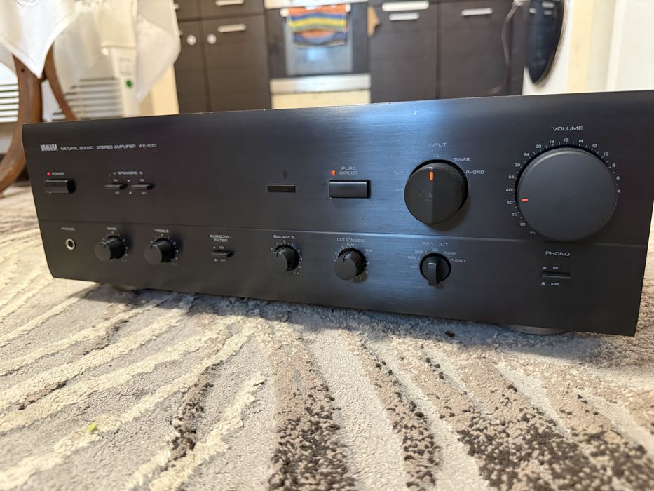 Стерео усилвател Yamaha AX-570