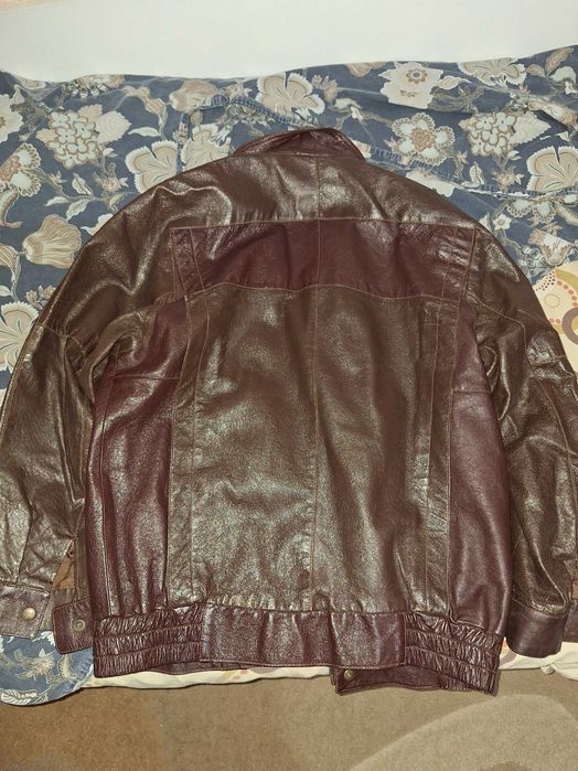 Мъжко кожено яке !