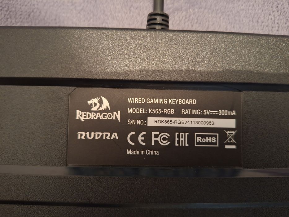 Vând tastatura Redragon Rudra K565 RGB