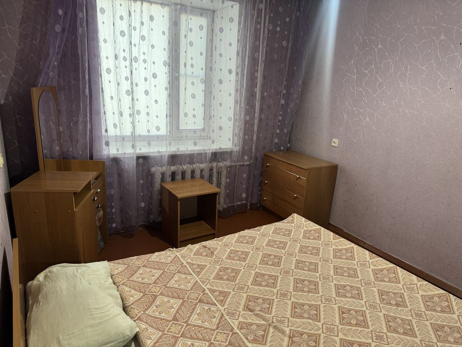 Продам спальный гарнитур