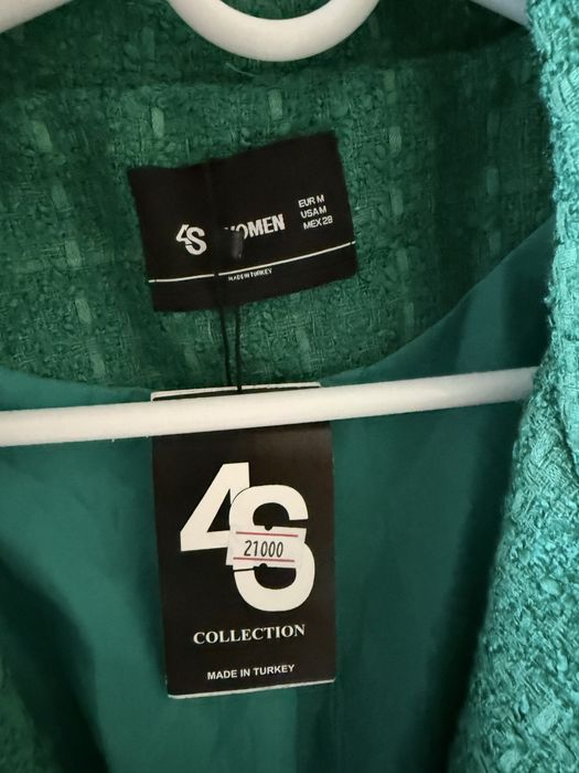 Продам твид пиджак новый