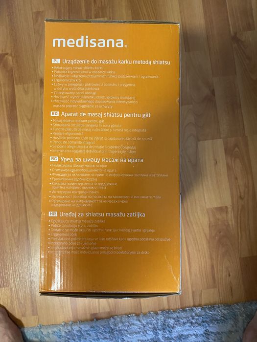 Aparat de masaj pentru gât