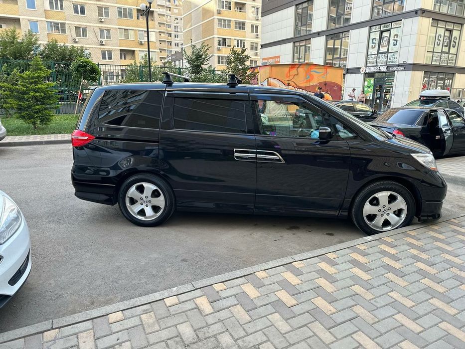 Продам Хонда Элизион престиж в идеальном состоянии