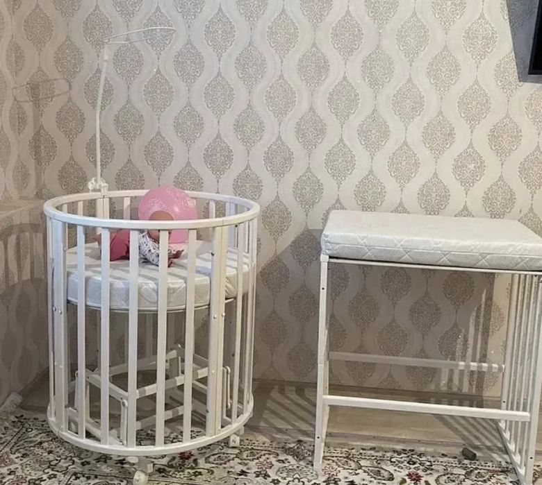 Продам манеж трансформер 9 в 1