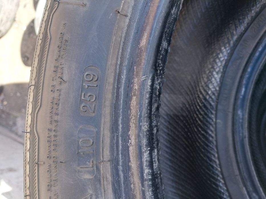 4 шины липучки 225 55 R16 Китай.