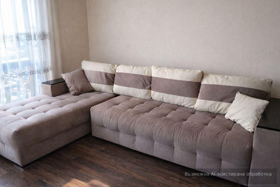 Тристаен апартамент в района на Галата!