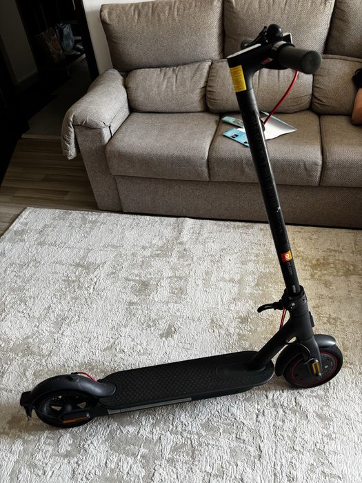 Trotineta  electrica xiaomi mi electric Scooter Pro 2
