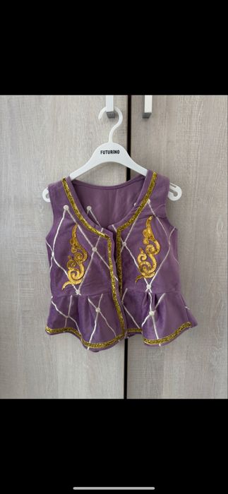 Кажекей на девочку