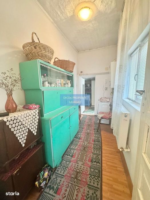 Casă de vânzare – Strada Mugurilor