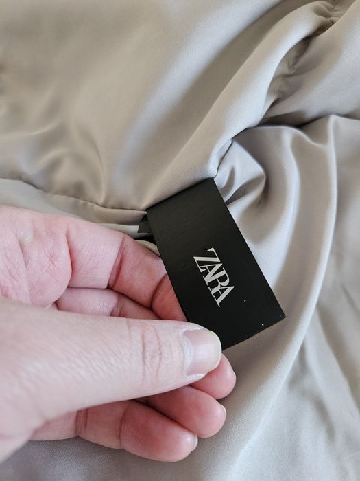 Geaca zara cu puf si pene