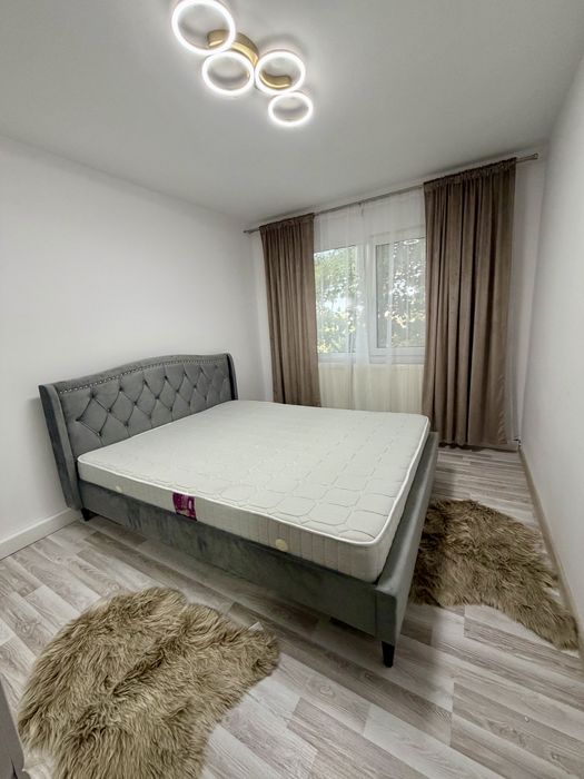 Inchiriez apartament!