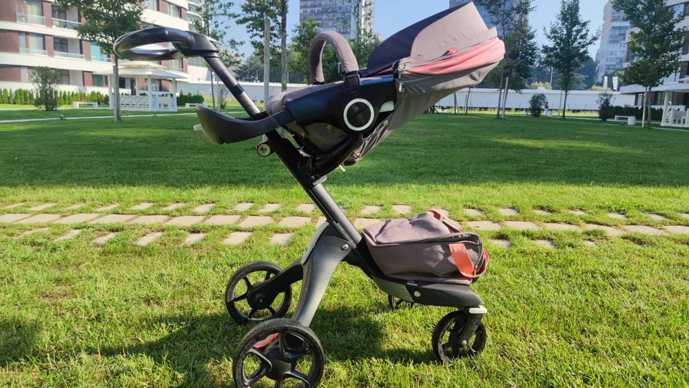 Stokke Xplory V5 Coral Limited edition