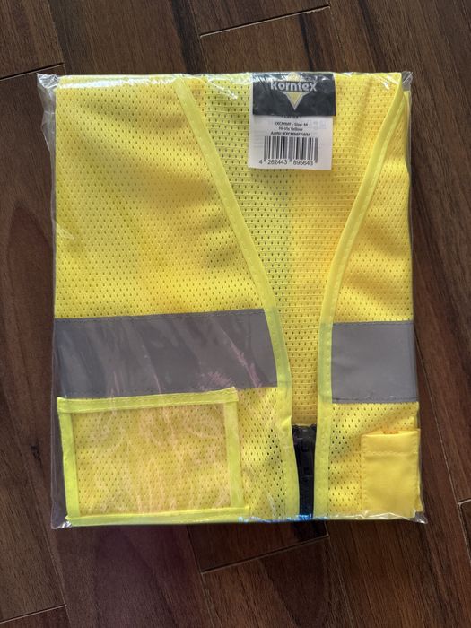 Vesta reflectorizanta de protecție – noua