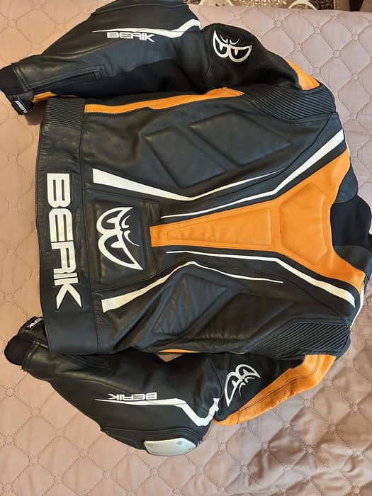 Мото екип BERIK 52