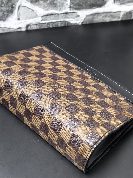 Luis Viton чанта тип плик