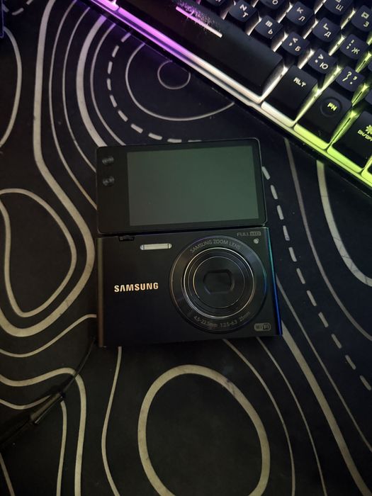 Фотоаппарат Samsung mv900f