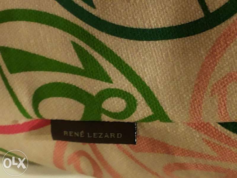 Нови Козметична чантичка и несесер Rene Lezard