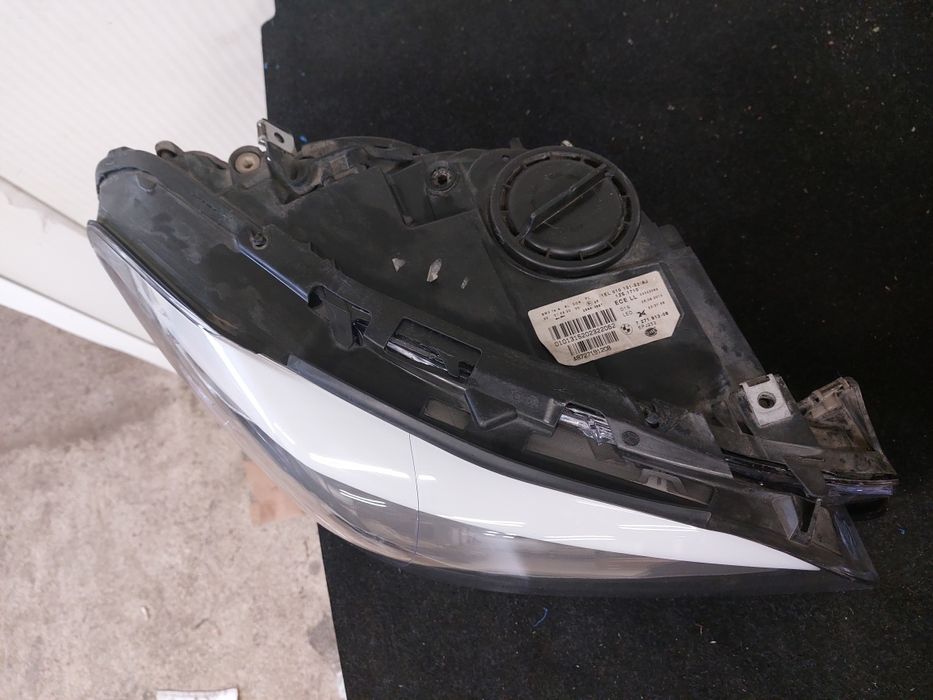 Ксенонови завиващи фарове за бмв ф10 ф11 преди фейса