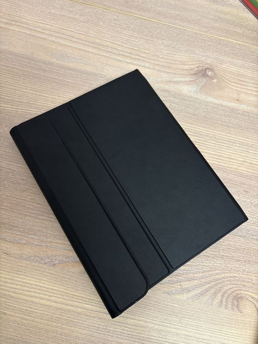Продам чехол на Ipad