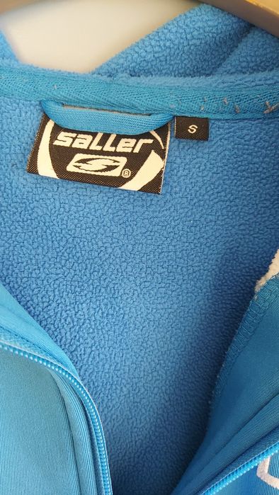 Vând bluza sport Saller S