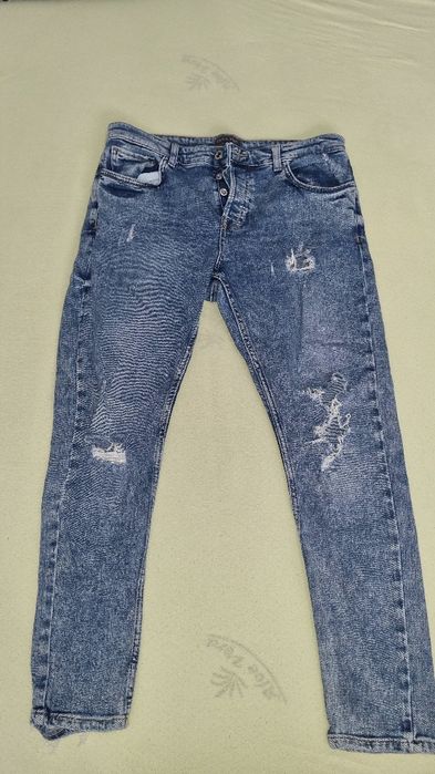 Blugi Zara Marime 44