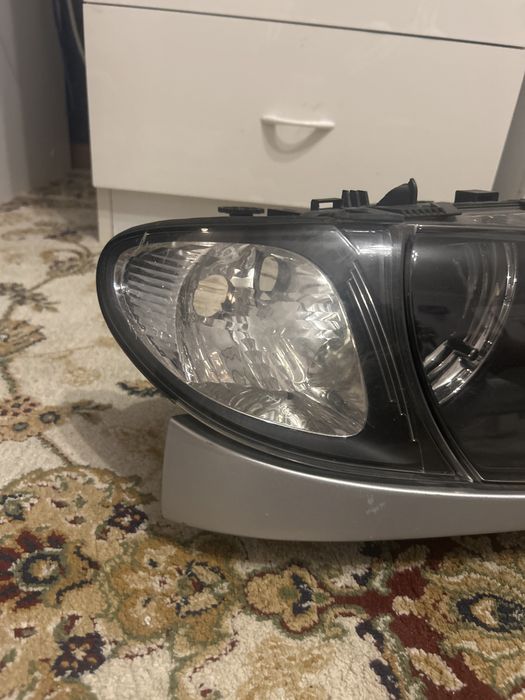 Фара правая bmw e46