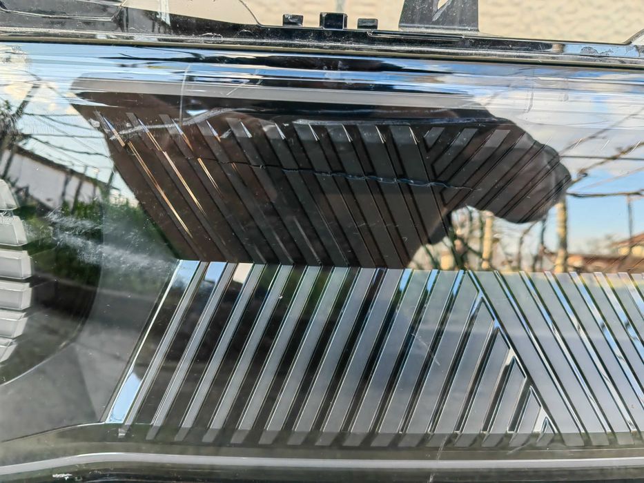 Фарове Renault 4 E-Tech LED / Маска стъкло Renault 4 E-Tech / Фарове Рено 4 Оригинални