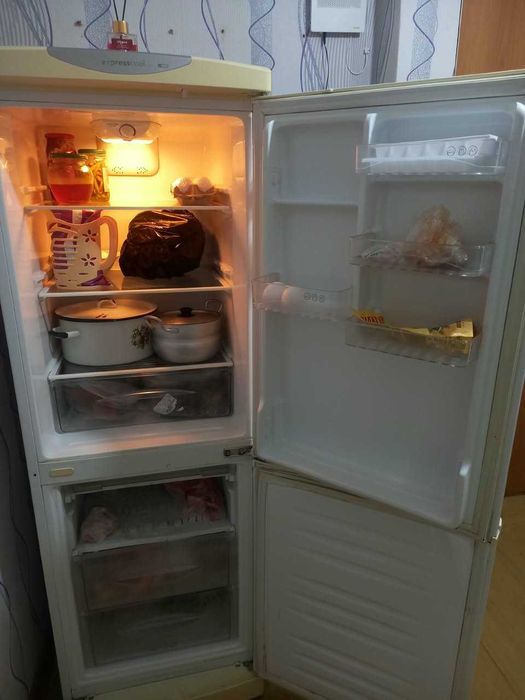 Холодильник продам