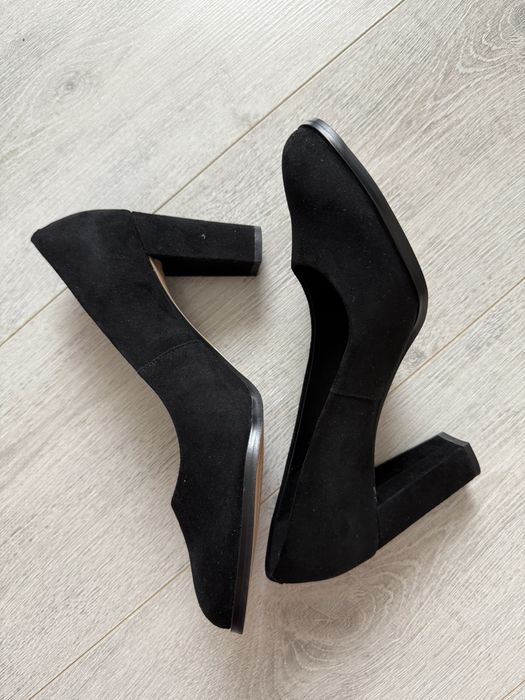 Замшевые туфли Clarks