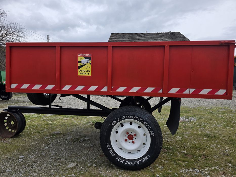 Продавам Ремарке Селскостопанско