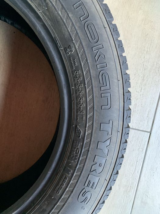 235 60 18 anvelope de iarna