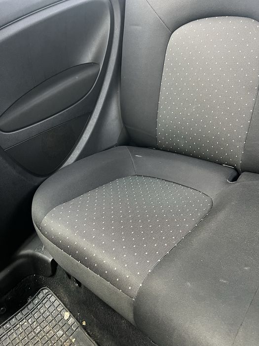 Vand fiat grande punto 2010