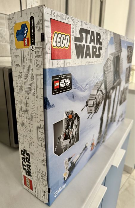 LEGO Star Wars AT-AT 75288 sigilat