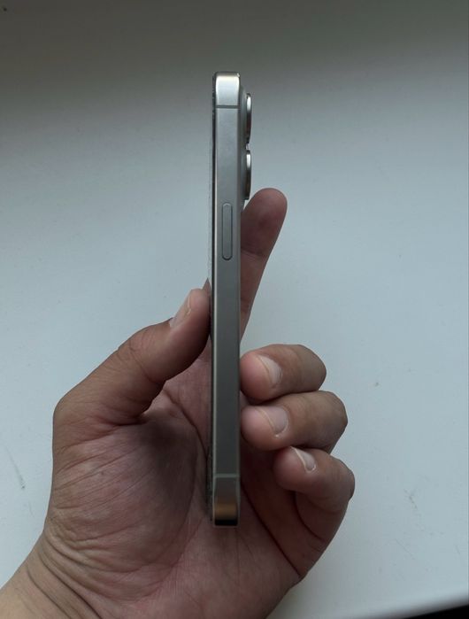 Продам iphone 15 pro