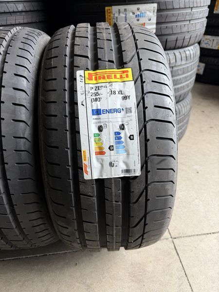 285/35/18//255/40/18 PIRELLI