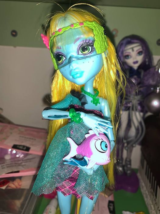 Продам Лагуну 13ж кукла монстер хай