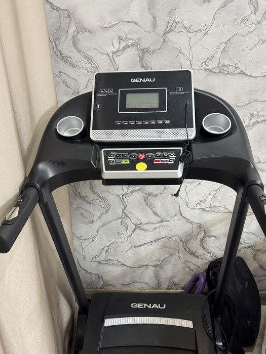 Продам беговую дорожку GENAU TR-55S