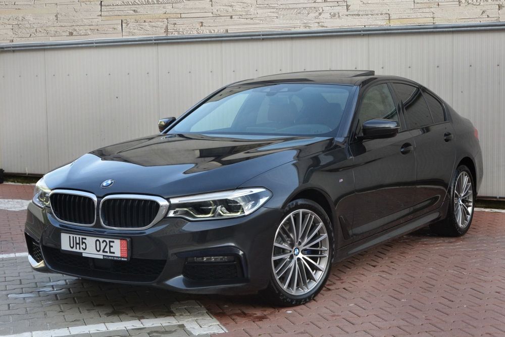 BMW Seria 5 M pachet Trapa Xdrive Head-up Distronic Ventilatie KM REALI ‼️