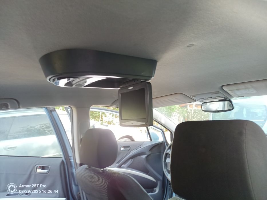 Toyota Corolla Verso 2.2 D-Cat. НА ЧАСТИ 
177 кс.