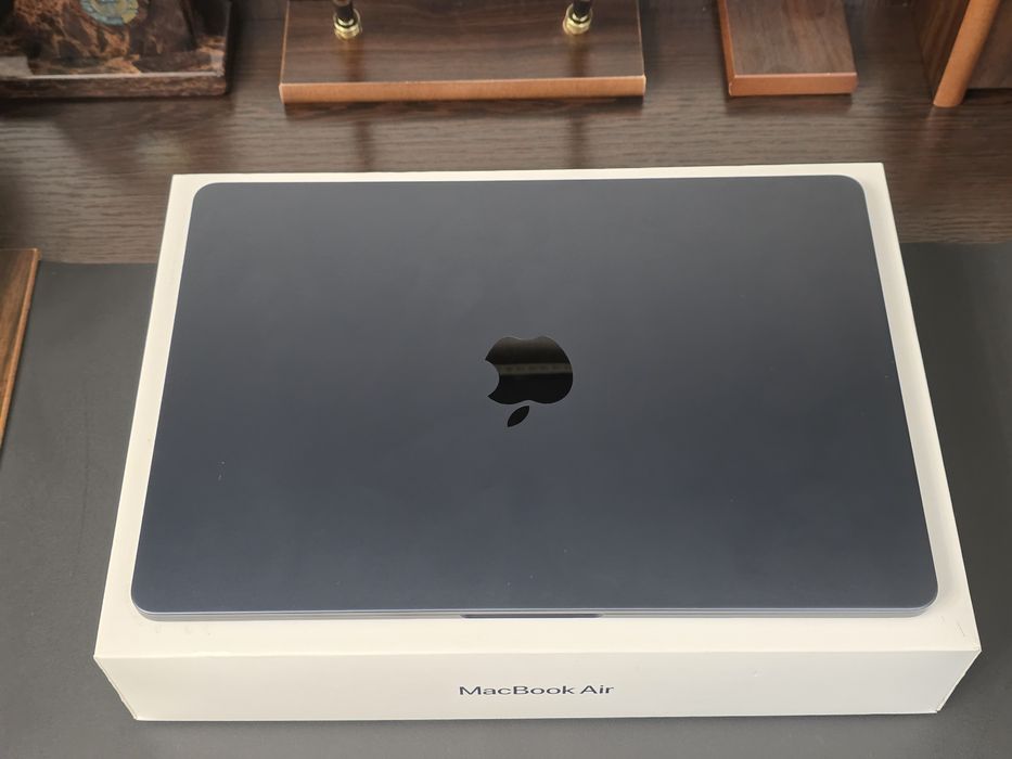 Продается MacBook Air 13" M2 (16/512/Midnight) в отличном состоянии!!!