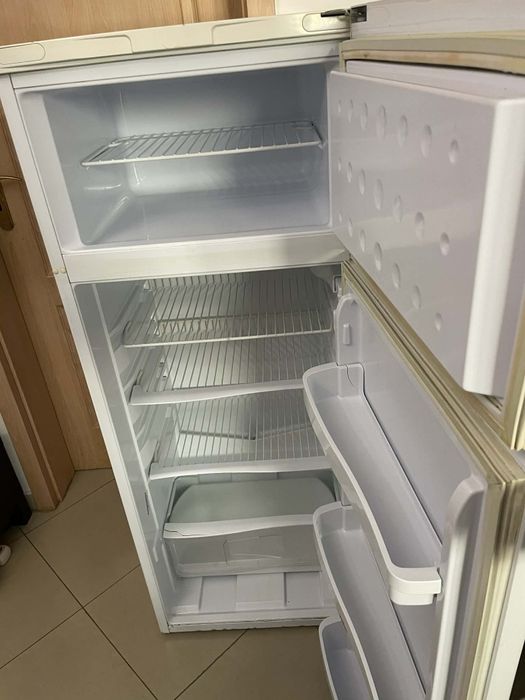 Хладилник Indesit