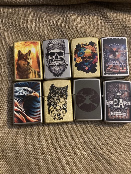 Vand brichete Zippo noi originale sigilate .
